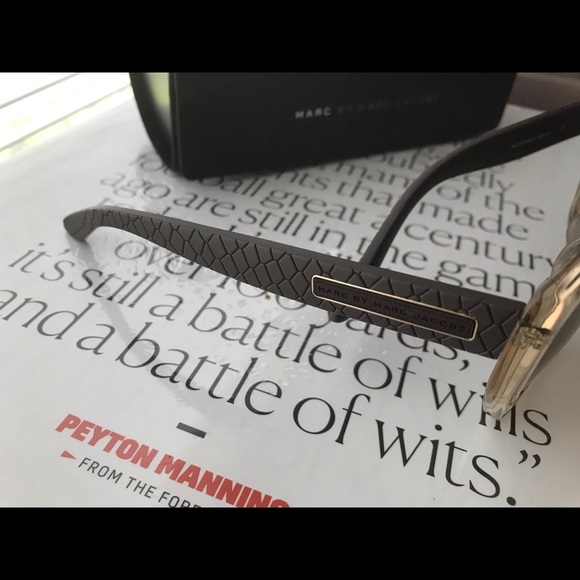 Marc Jacob Sunglasses - Picture 5 of 8